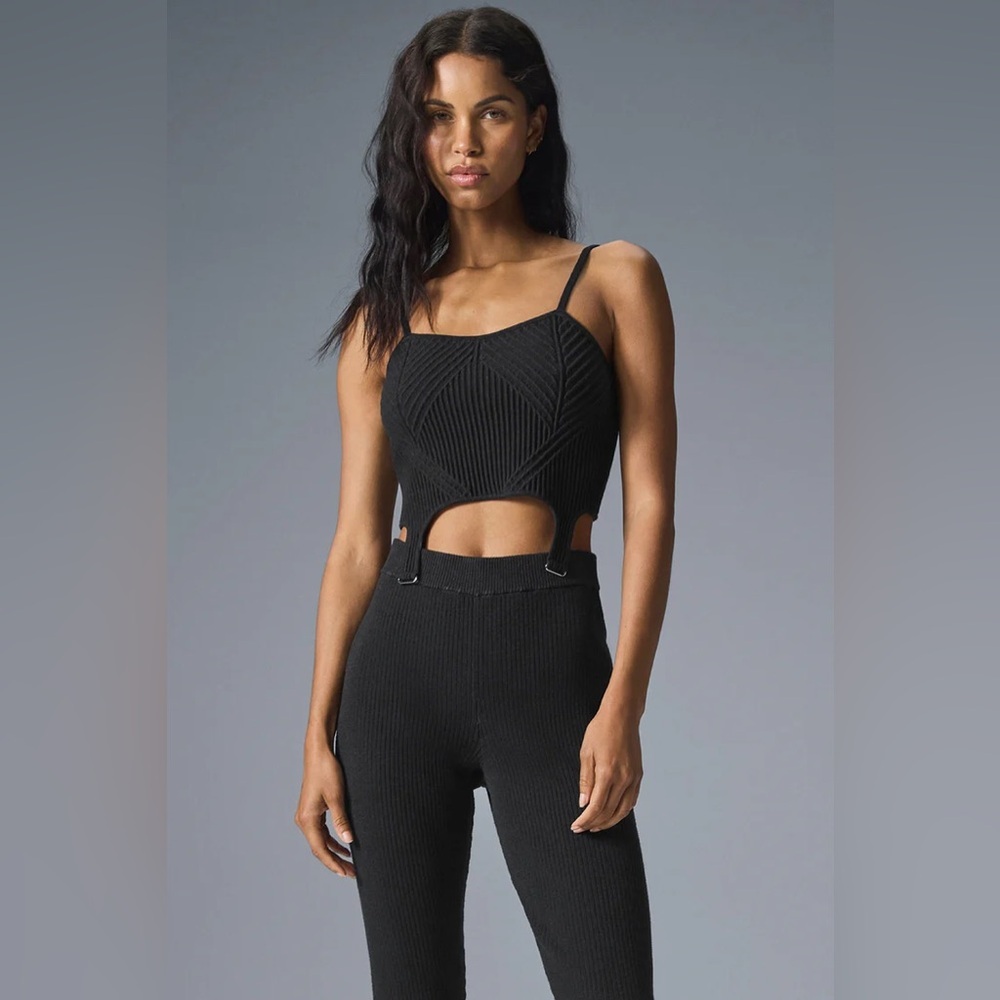 ALO YOGA | ✨NEW✨ Denim Knit Garter Tank in Black/Anthracite